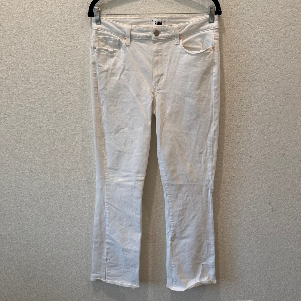 Paige High Rise Manhattan White Bootcut Jeans Size 30 Raw Hem Stretch Denim
